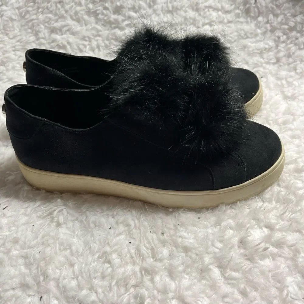 Steve Madden black platform faux suede sneakers with faux fur accent size 11